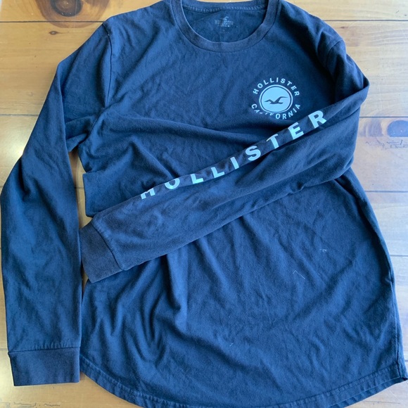 Bundle of random tees. NEED GONE ASAP - Picture 6 of 6